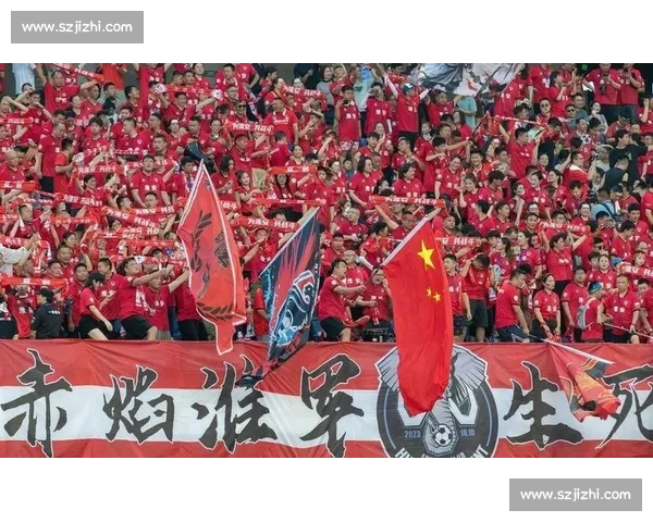 苏超尾声潮未退:三大联赛里的球迷真心 苏超尾声潮未退:三大联赛里的球迷真心